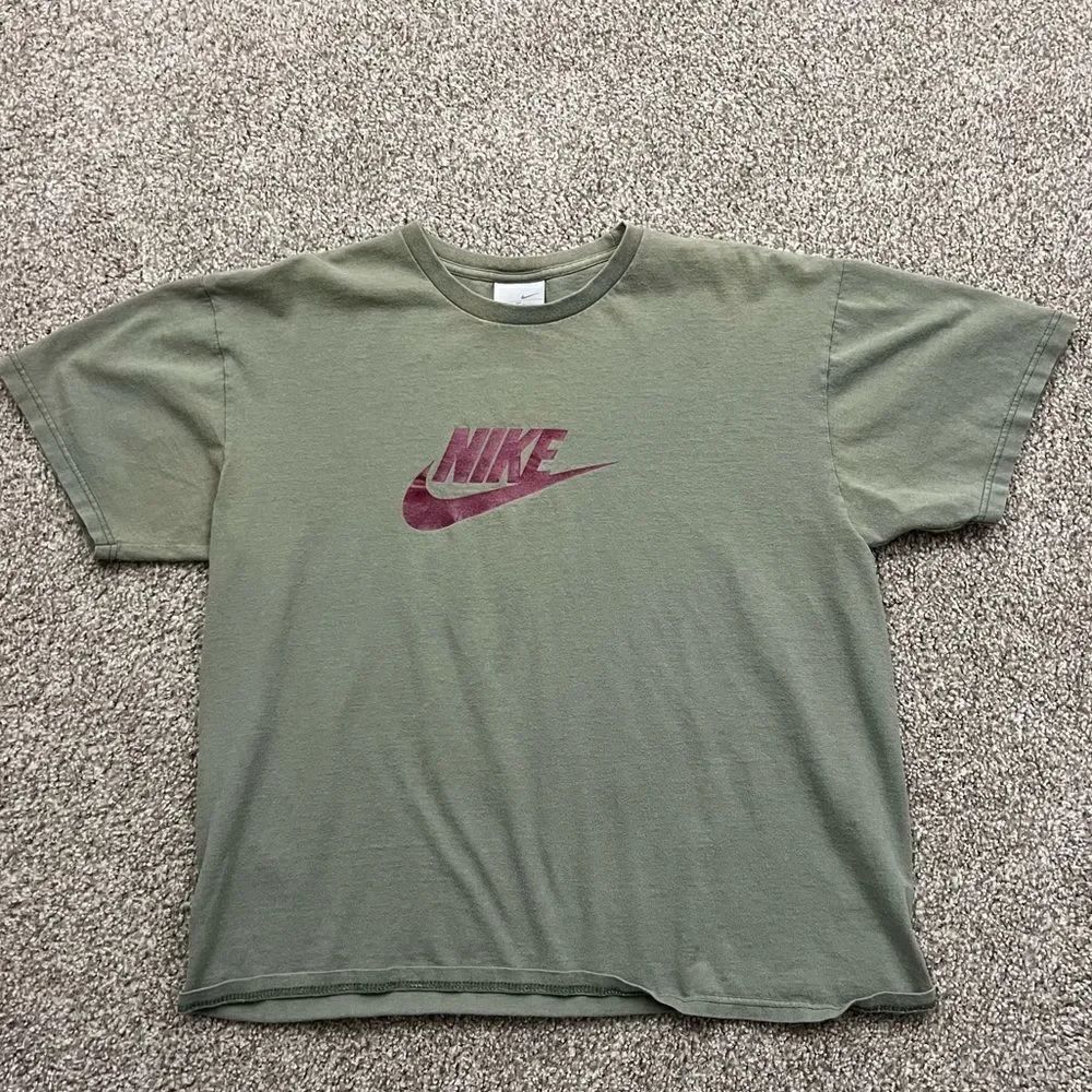Vintage nike Y2K tee shirt men's M